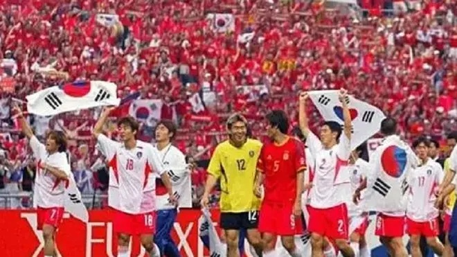 露了尤文在 露了尤文在
