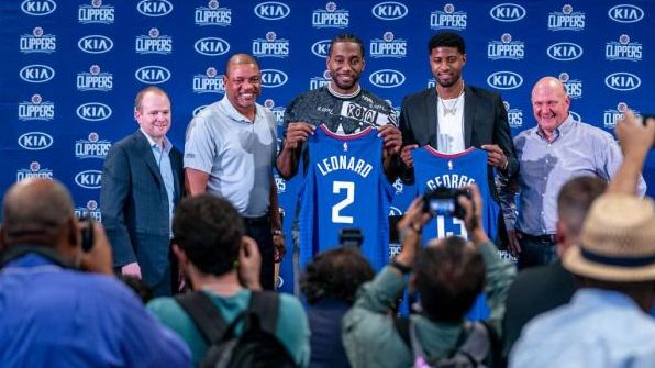 哈登在挑选 哈登在挑选