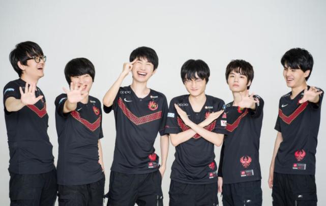 使每位队员 使每位队员