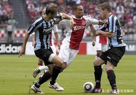 王楚钦的左 王楚钦的左